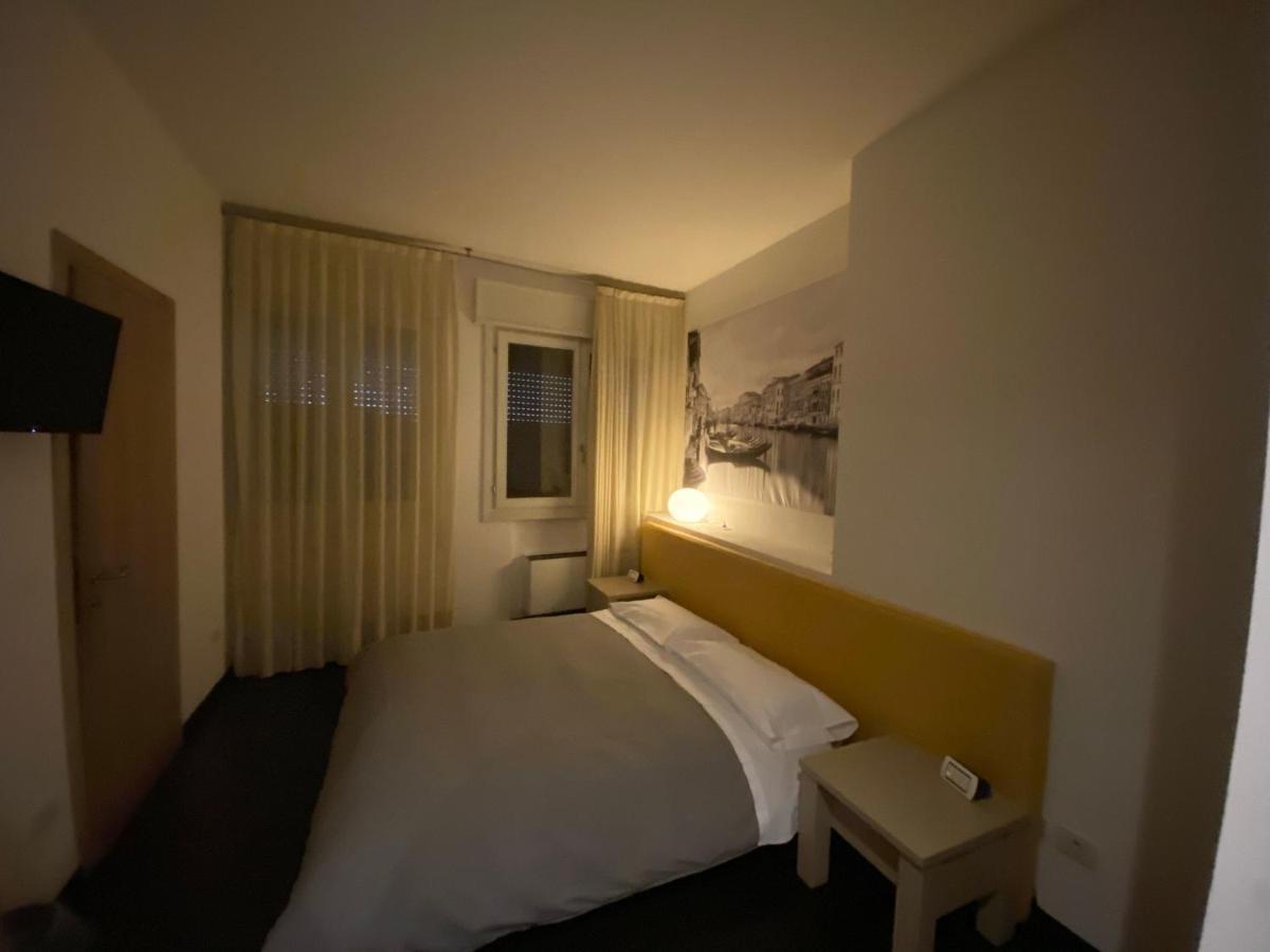 Fossò Hotel Angi מראה חיצוני תמונה